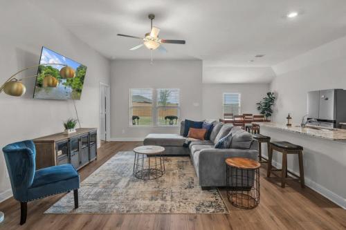 Thorpe Hollow BRAND NEW 4 BR Home in Converse in San Antonio, USA