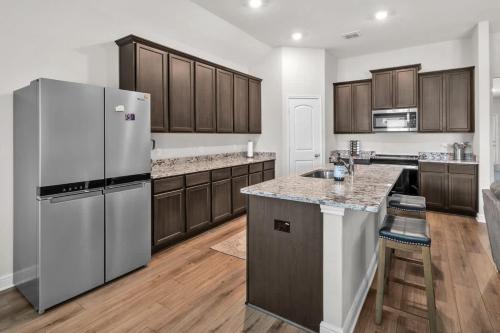 Thorpe Hollow BRAND NEW 4 BR Home in Converse in San Antonio, USA