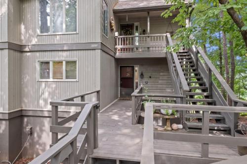 Ridgeview Condo - Mountain Golf Course Views Access to Big Canoe Amenities in Holcomb, USA