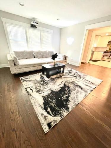 Midtown Get Down Private Escape in Knight Park-Howell Station