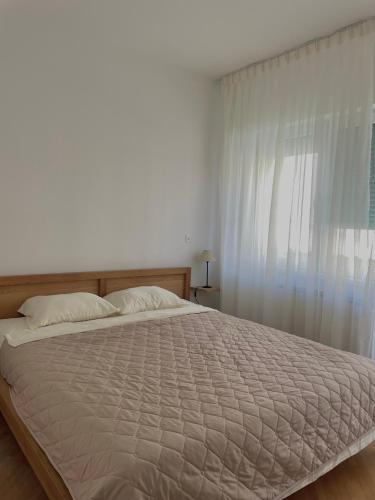 Debar Maalo 2bdrm apt, 2 min walk to City Park, Skopje (fotografie 2)