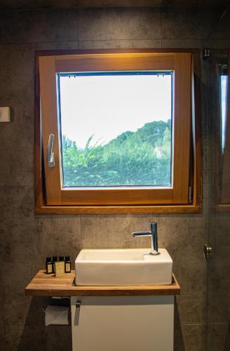 浴室, Tiny House Stijl & natuur nabij Brugge! in 貝爾訥姆