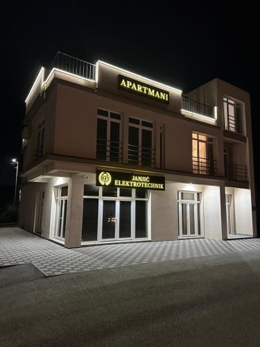 Janjić Apartmani (Janjic Apartmani) in Karakaj