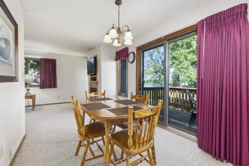 The Lodges at Breezy Point