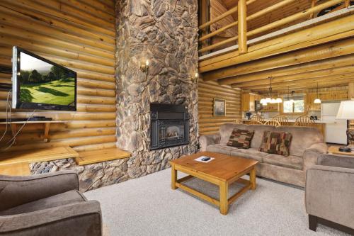 The Lodges at Breezy Point