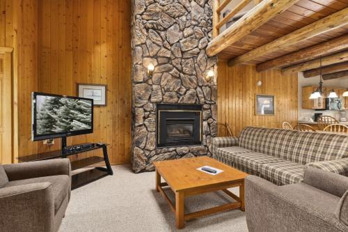 The Lodges at Breezy Point