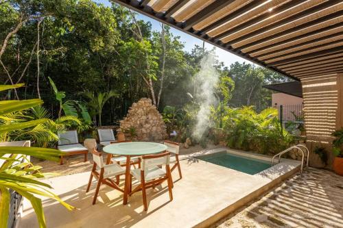Hermosa Casa en la Selva, Alberca Privada in Tulum, Mexico