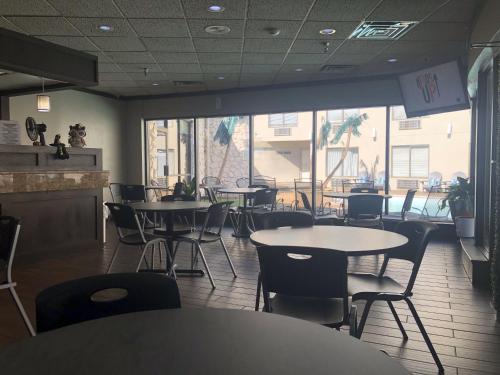 大堂, 蘭普萊特爾酒店-南部 (Lamplighter Inn-South) in 斯普林菲爾德 (MO)