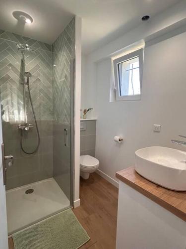 ฝักบัว, Petite maison proche Disney - 20 min en voiture in ฌอซซินี