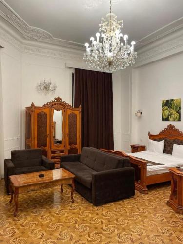 Deluxe Family Suite