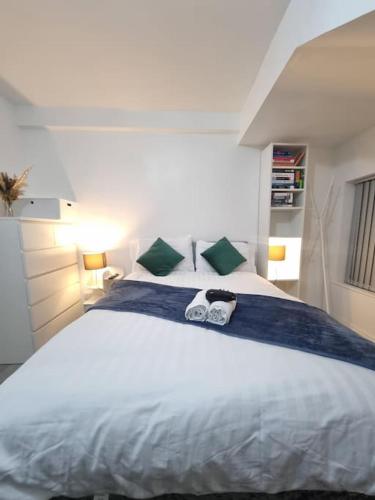 Tranquil and serene home WIFI, Parking and smart TV, Leeds (Foto 2)