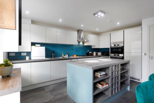 FreeParking,Contractors,Wifi, SmartTV in 老貝斯福德