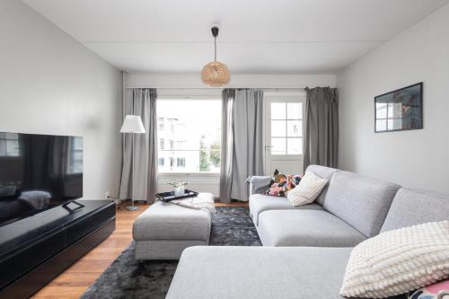 Large 3-bedroom city home, Helsinki (photo 3)