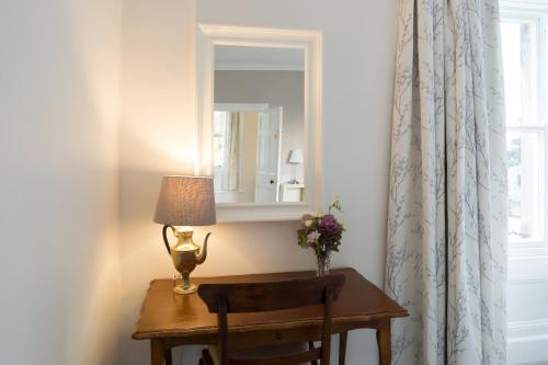 The Bailey Bed and Breakfast Shepherd's Hut and Holiday Cottage - image 12