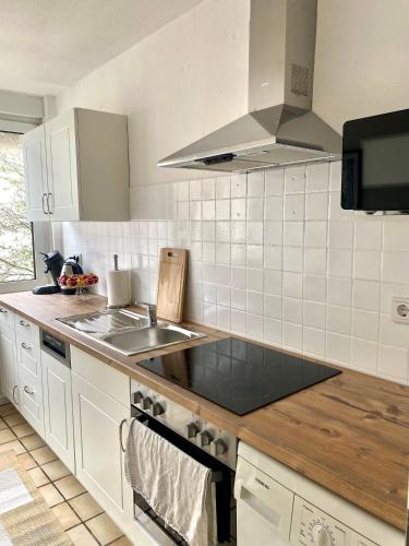 Spacious 3-Bed Apartment WiFi, Netflix, Self Check-in