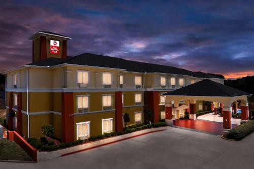 Best Western Plus - Magee Inn & Suites - image 6