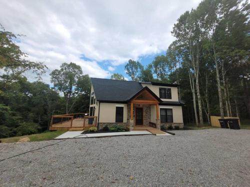 The Quana - Brand New Cabin in Logan, USA