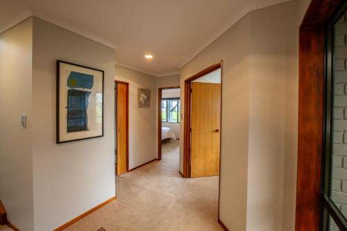 Entré, Georges New Plymouth Central in Lower Vogeltown