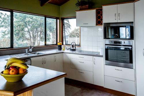 Georges New Plymouth Central in Lower Vogeltown