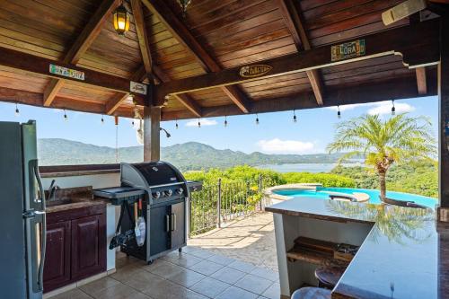 Spectacular Ocean Views Infinity Pool