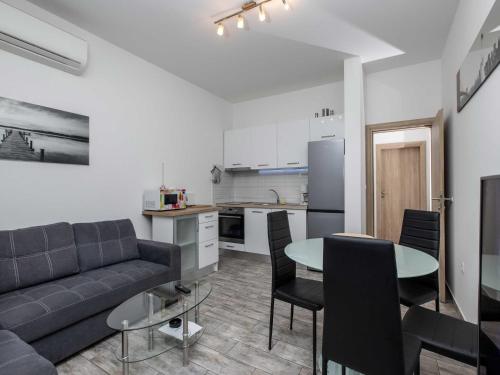 Apartment Villa Andelka with Swimming Pool