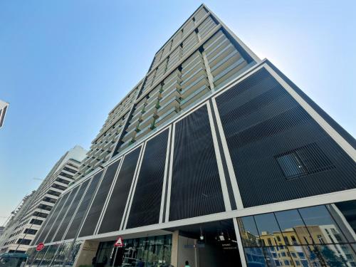 Vayk - Modern 2BR Apartment - image 6