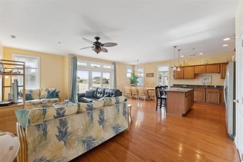 407 E Palm Rd, Unit 107 in Wildwood Crest, USA