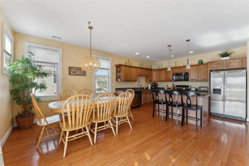 407 E Palm Rd, Unit 107 in Wildwood Crest, USA