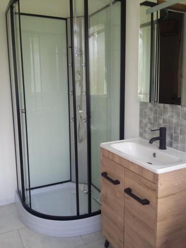 Fürdőszoba, Calme et tranquillité (Calme et tranquillite) in Selles-Saint-Denis