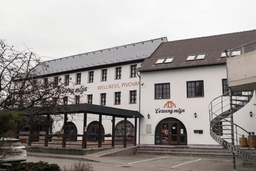 Červený Mlýn - Hotel - Tišnov