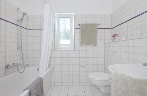 Holiday Home image 9