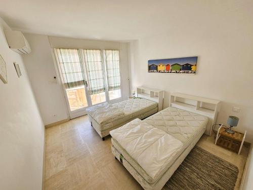 Two-Bedroom Apartment image 6