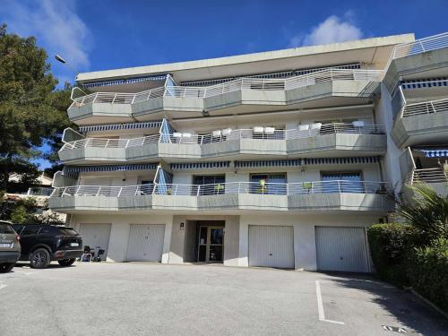 Two-Bedroom Apartment image 1