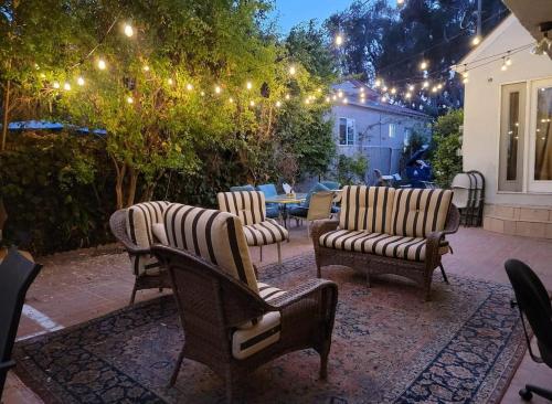 Private guest studio 5 minutes to Rodeo Drive and in great area, Los Angeles