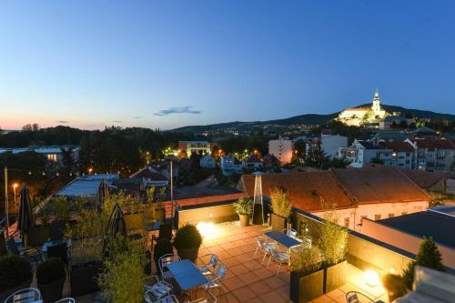 Навколишнє середовище, Boutique HOTEL11 (with ROOFTOP SPA) in Нітра