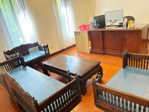 숙소 외관, Aphirata Resort in 난 수버브