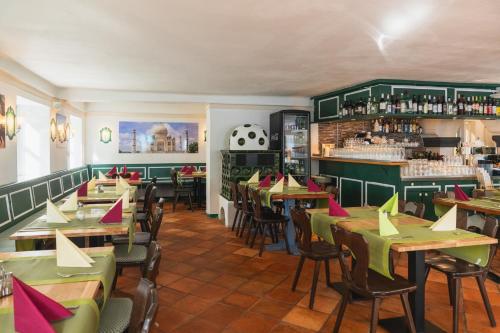 Restorāns, Noon Mirch Hotel Restaurant in Eching (Landshut)