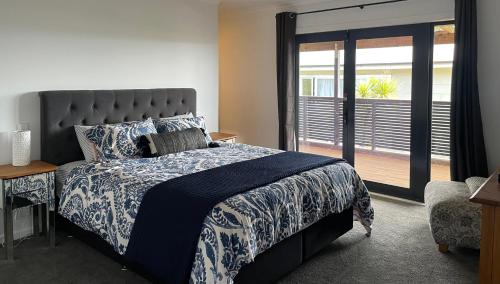 Te Awa Holiday Home in โอเนกาวา