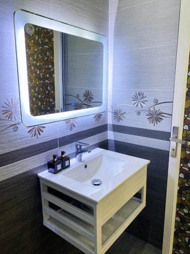 Ngoc Huyen Hotel Branch 2 - 화장실