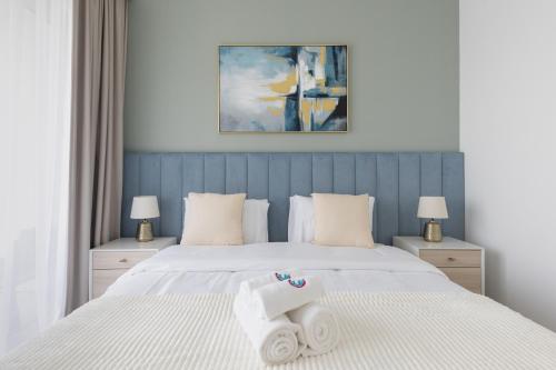 3BR and maids Burj Khalifa and Fountain View for 8 guests 3BR and maids Burj Khalifa and Fountain View for 8 guests