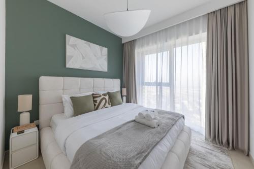 3BR and maids Burj Khalifa and Fountain View for 8 guests 3BR and maids Burj Khalifa and Fountain View for 8 guests