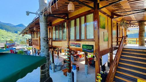 CLUBHOUSE MEBAYLUON PARAGLIDING