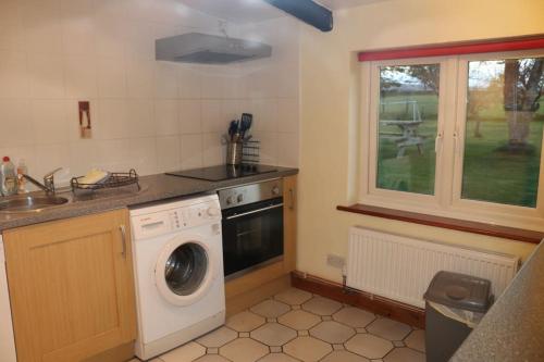 ห้องครัว, The Garden Cottage in รัททิน