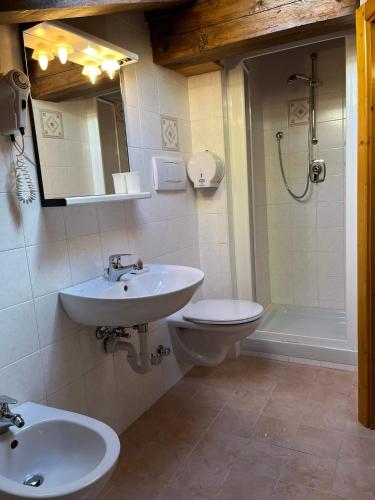 Economy Double or Twin Room