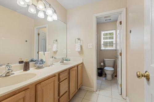Entire 4-BR in Beloved DC Area Takoma Park Entire 4-BR in Beloved DC Area Takoma Park