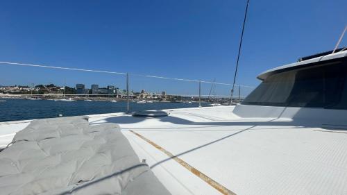 Catamaran Corto Maltese III, Lisabon (fotografie 9)