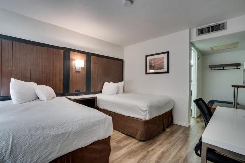 Econo Lodge Stockton near I-5 Fairgrounds Econo Lodge Stockton near I-5 Fairgrounds