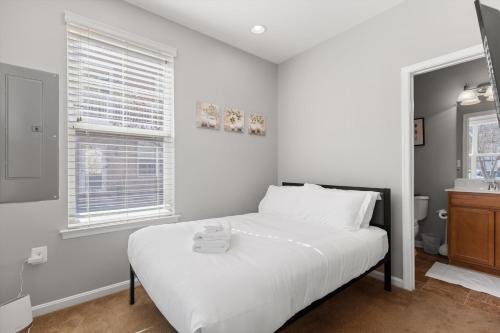 Convenience at a Great Value 4-BR DC Homestay in Washington, USA
