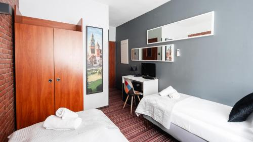 Hotel Delta - image 3
