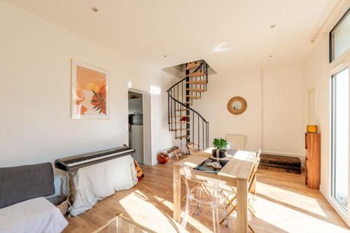 Accords Parfaits Famille near AviaSim Lyon